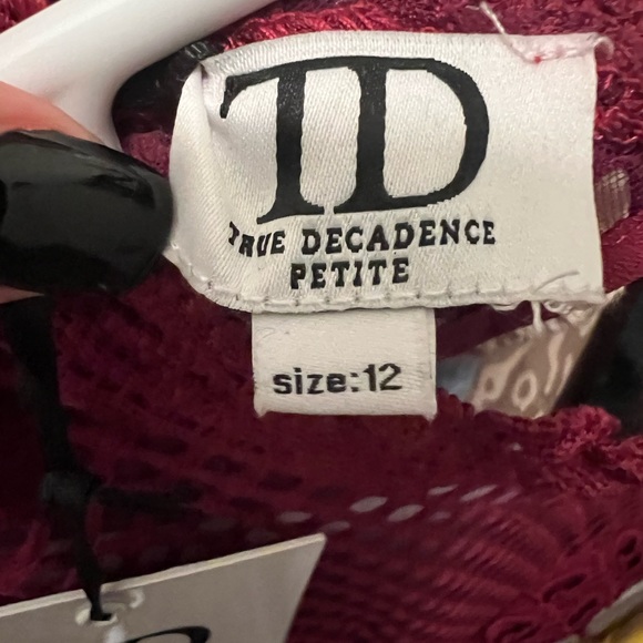 True Decadence Petite - Size 12 - Picture 5 of 6